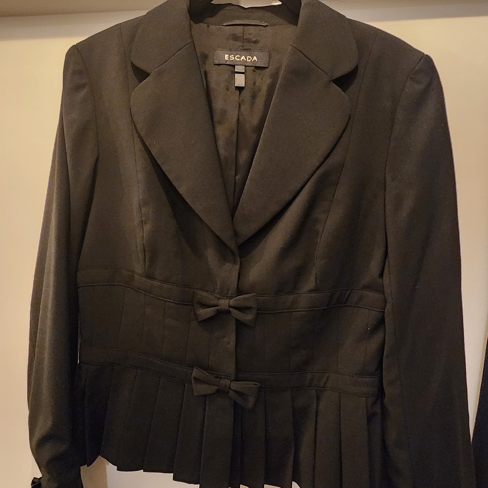 Escada Women's Black Blazer with Bow Accents